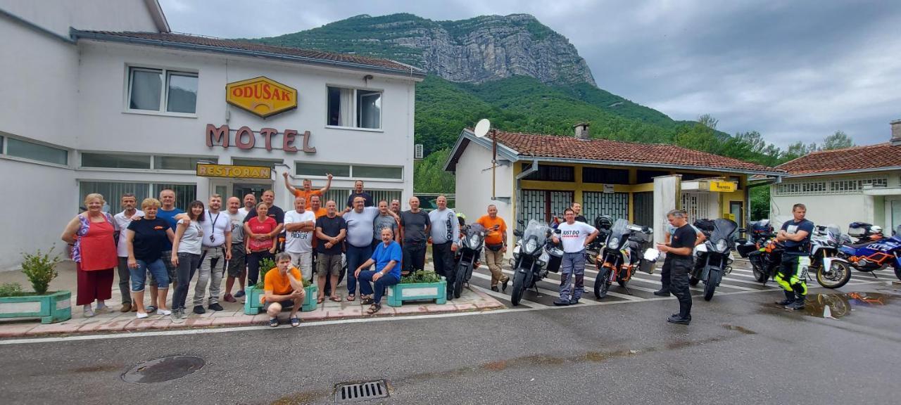 Motel And Restaurant Odusak Dreznjak Esterno foto